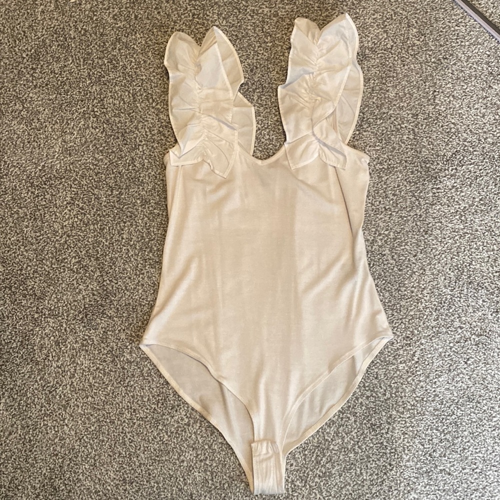 White fashion nova bodysuit